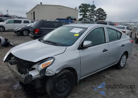 2017 Nissan Versa 1.6 S+ z USA, uszkodzony, nr VIN 3N1CN7AP6HL860618